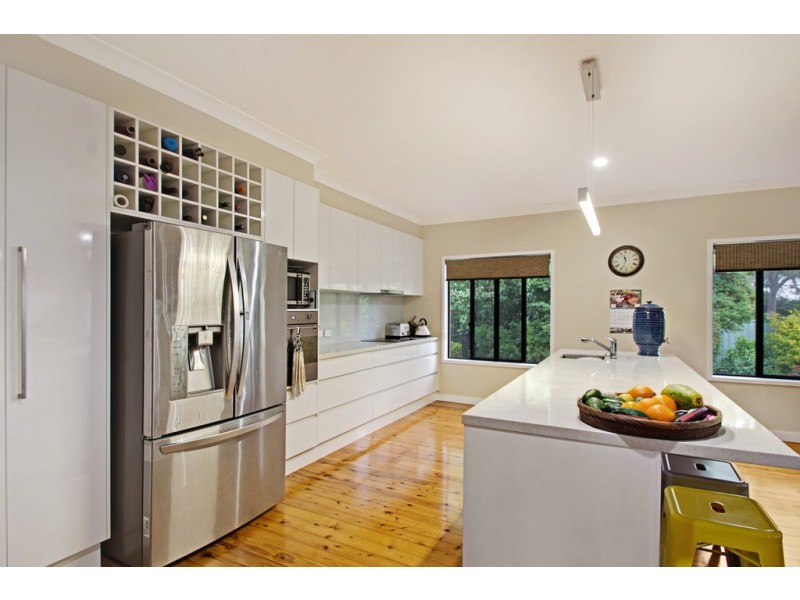 10 Cotswold Close, Cotswold Hills QLD 4350