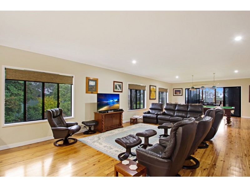 10 Cotswold Close, Cotswold Hills QLD 4350