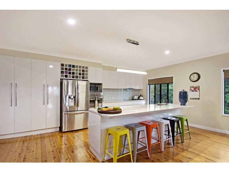 10 Cotswold Close, Cotswold Hills QLD 4350