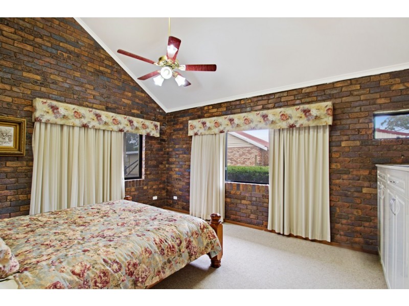 10 Cotswold Close, Cotswold Hills QLD 4350