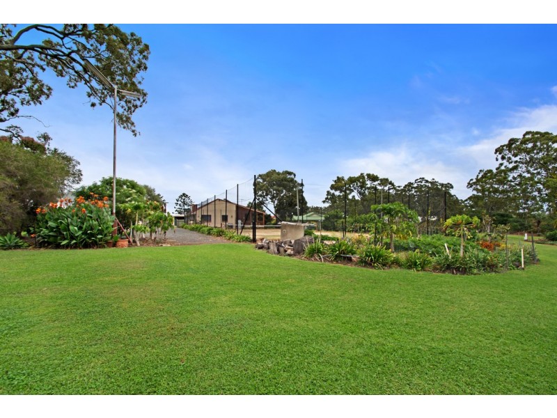 10 Cotswold Close, Cotswold Hills QLD 4350