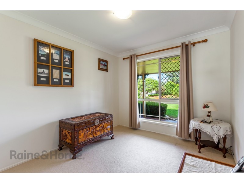 4 Bronwyn Court, Highfields QLD 4352
