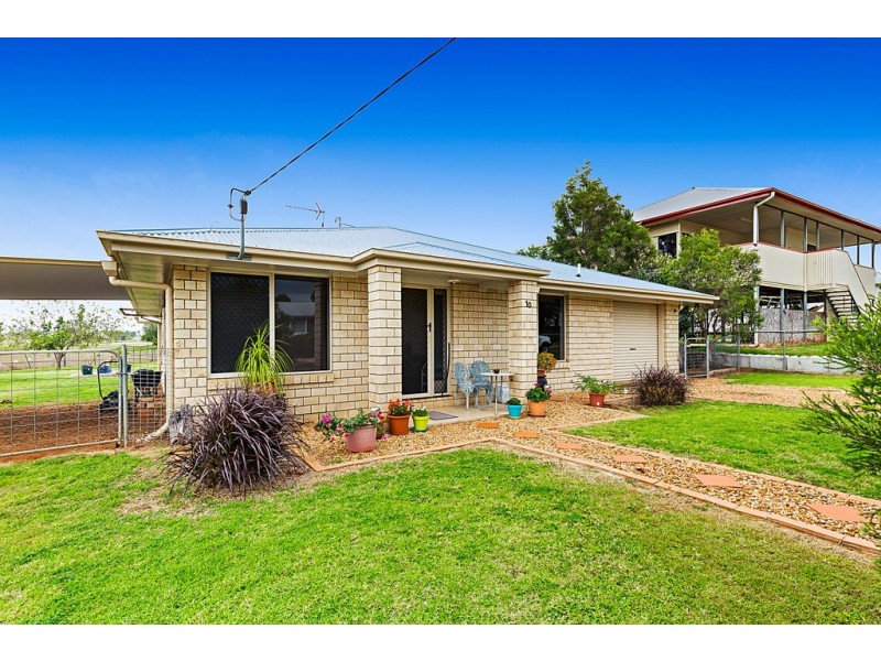 10 Frizzell Street, Southbrook QLD 4363