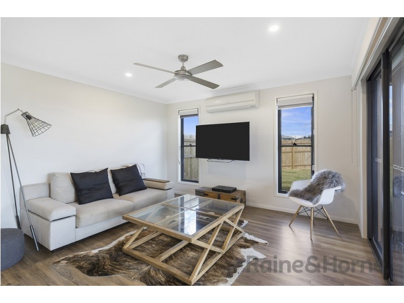 35 Sanctuary Drive, Cranley QLD 4350