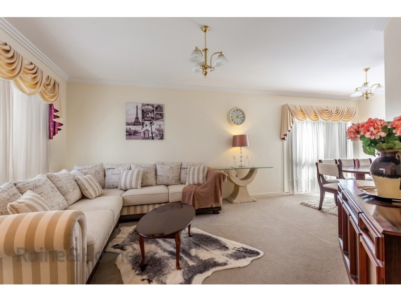 14 Banksdale Drive, Middle Ridge QLD 4350