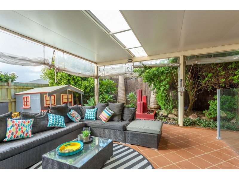 14 Banksdale Drive, Middle Ridge QLD 4350