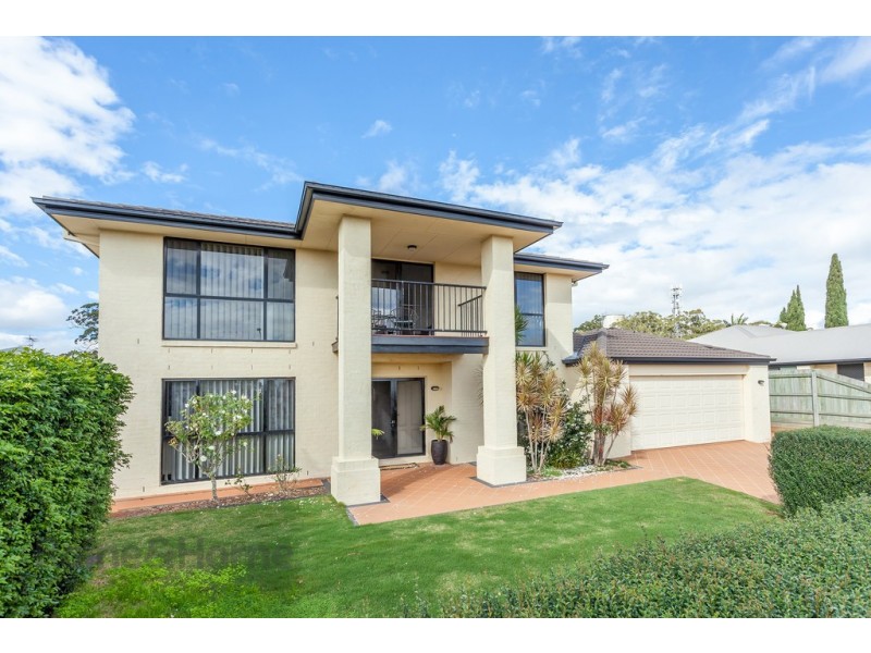 14 Banksdale Drive, Middle Ridge QLD 4350