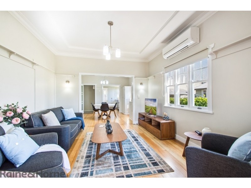 162 Long Street, South Toowoomba QLD 4350