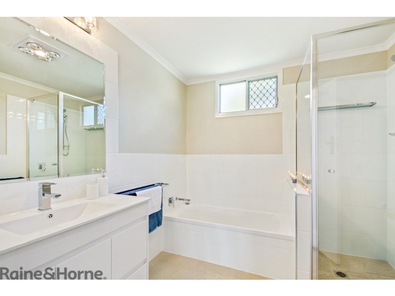 162 Long Street, South Toowoomba QLD 4350