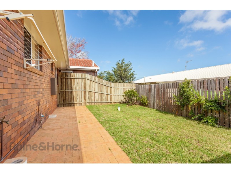 2 / 45 Cleary Street, Centenary Heights QLD 4350
