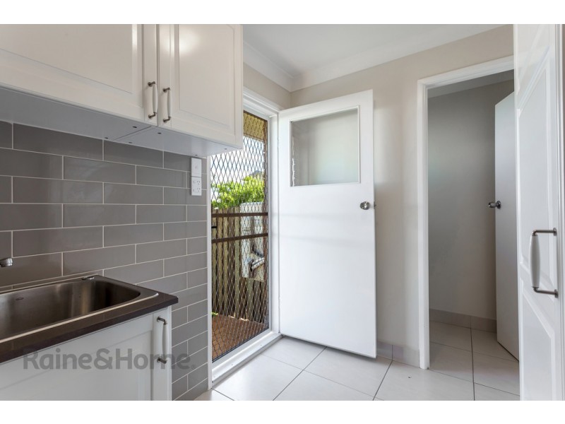 2 / 45 Cleary Street, Centenary Heights QLD 4350