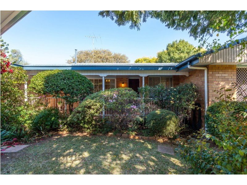 20A Herries Street, East Toowoomba QLD 4350
