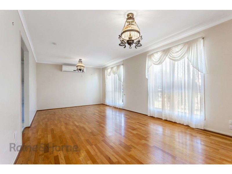 21 Moore Crescent, Wilsonton QLD 4350