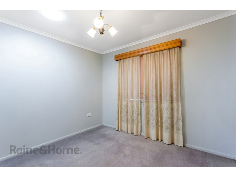21 Moore Crescent, Wilsonton QLD 4350