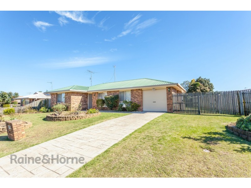 21 Moore Crescent, Wilsonton QLD 4350