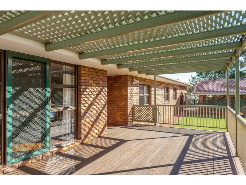 1 Golf Course Drive, Middle Ridge QLD 4350
