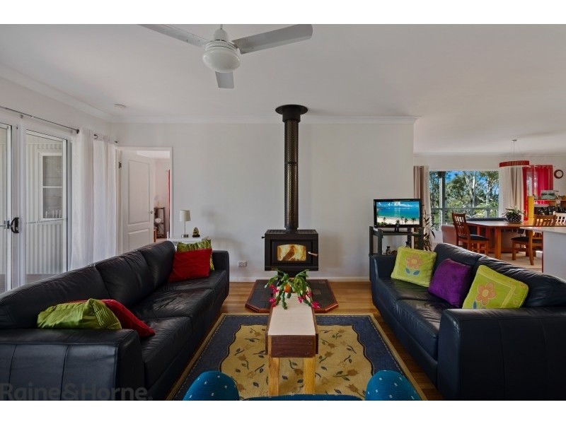 17 Traverston Court, Preston QLD 4352