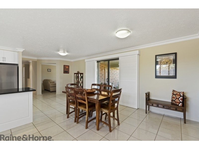 6 Gwenda Drive, Westbrook QLD 4350