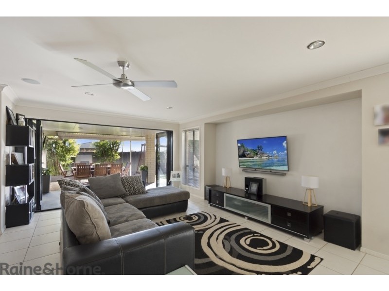 627 Hume Street, Kearneys Spring QLD 4350