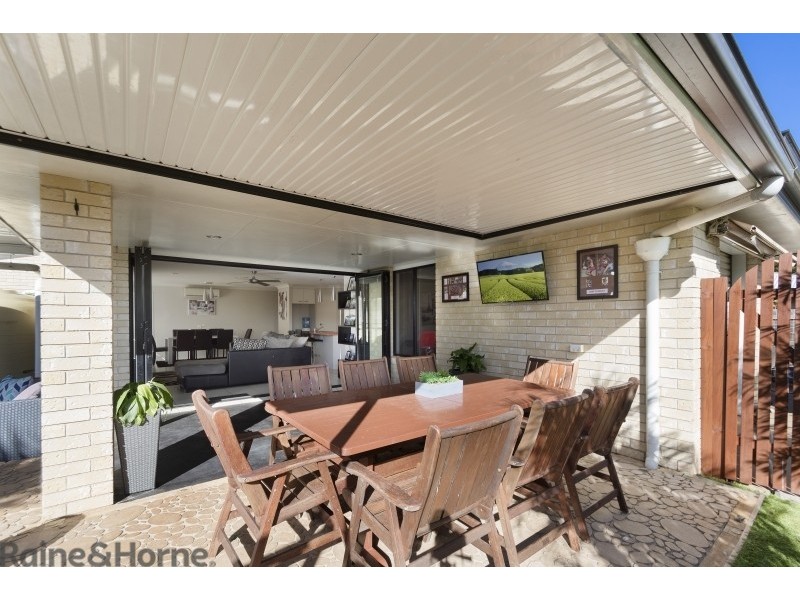 627 Hume Street, Kearneys Spring QLD 4350