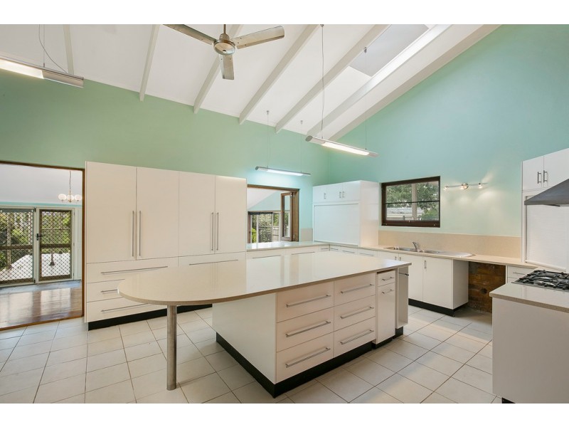 13 Culliford Drive, Middle Ridge QLD 4350