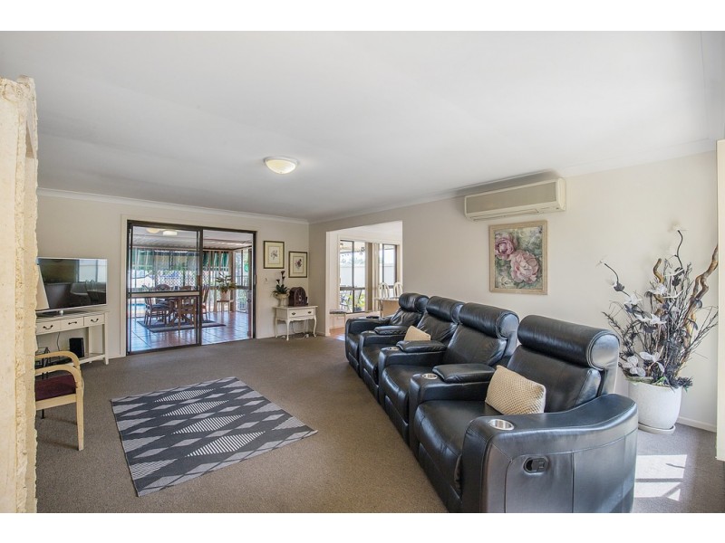 32 O’Grady Drive, Paradise Point QLD 4216
