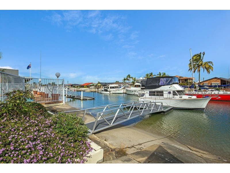 32 O’Grady Drive, Paradise Point QLD 4216