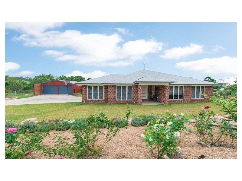 200 Postle Street, Mount Rascal QLD 4350