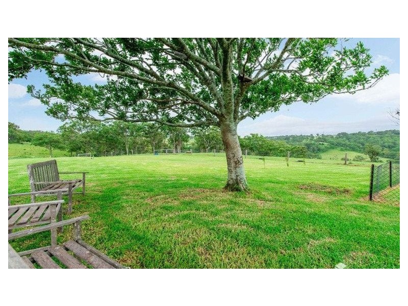 200 Postle Street, Mount Rascal QLD 4350
