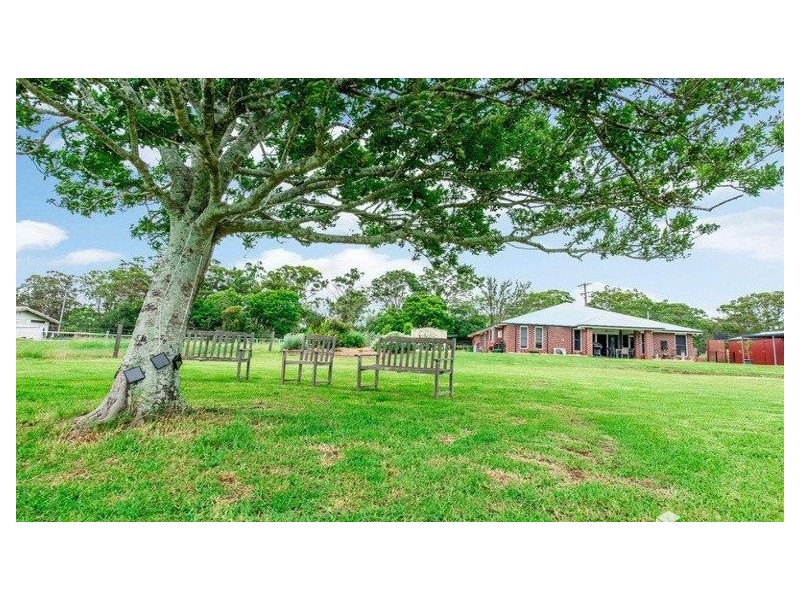 200 Postle Street, Mount Rascal QLD 4350
