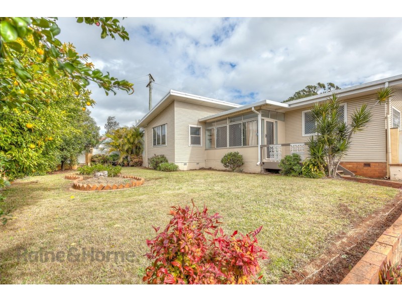 415 Tor Street, Newtown QLD 4350