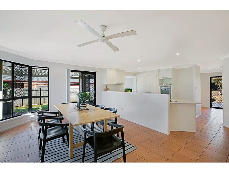 17 Oldfield Street, Middle Ridge QLD 4350