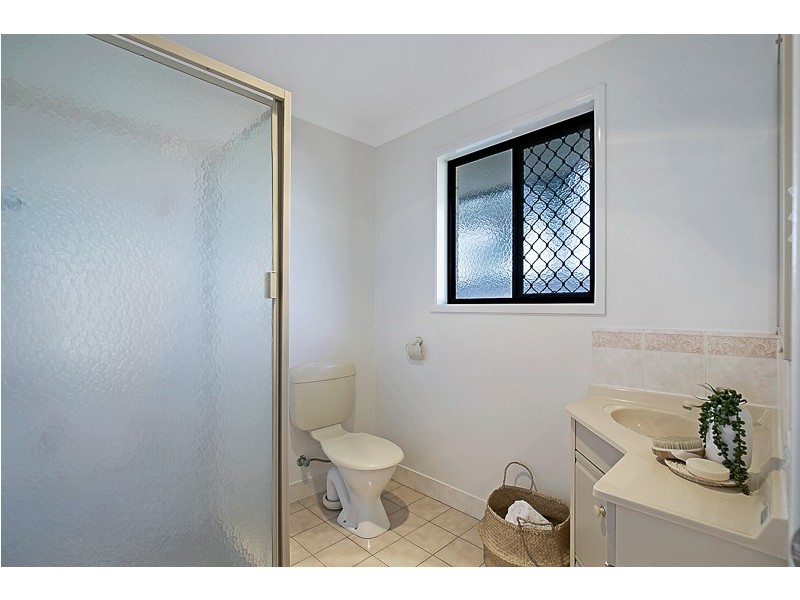 17 Oldfield Street, Middle Ridge QLD 4350