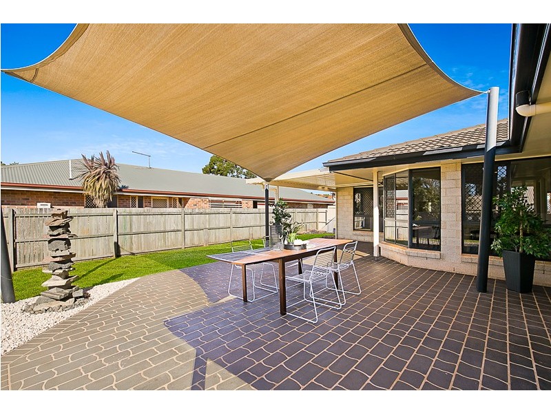 17 Oldfield Street, Middle Ridge QLD 4350