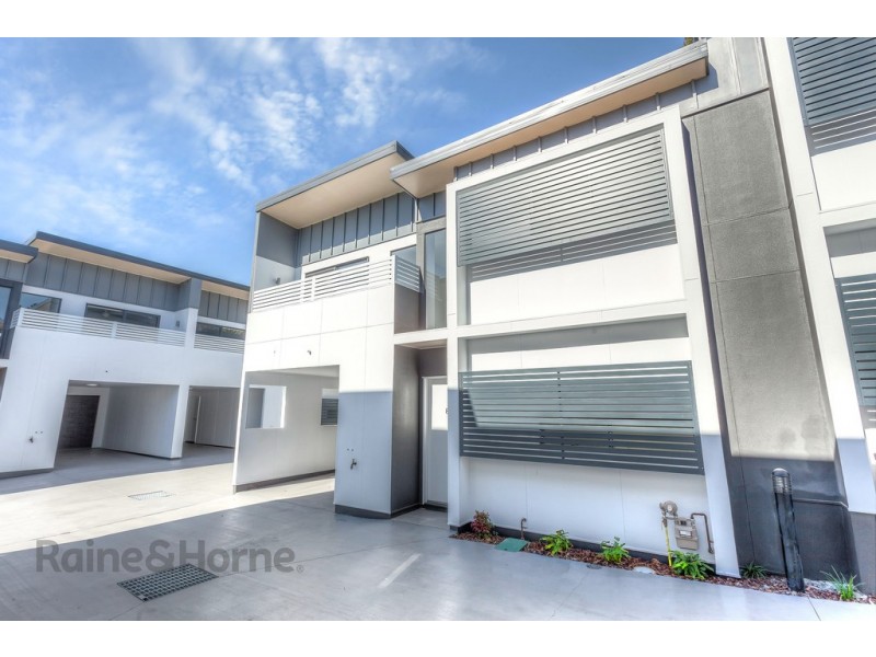 8/14 Empress Street, Centenary Heights QLD 4350