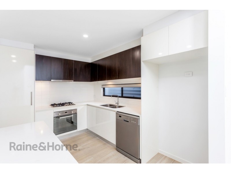 8/14 Empress Street, Centenary Heights QLD 4350