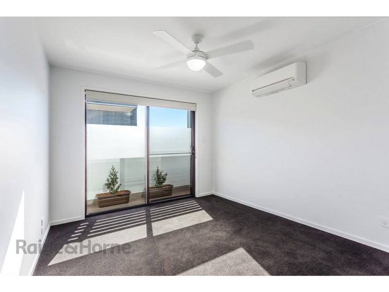 8/14 Empress Street, Centenary Heights QLD 4350