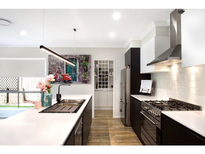 15 Velodrome Drive, Kearneys Spring QLD 4350