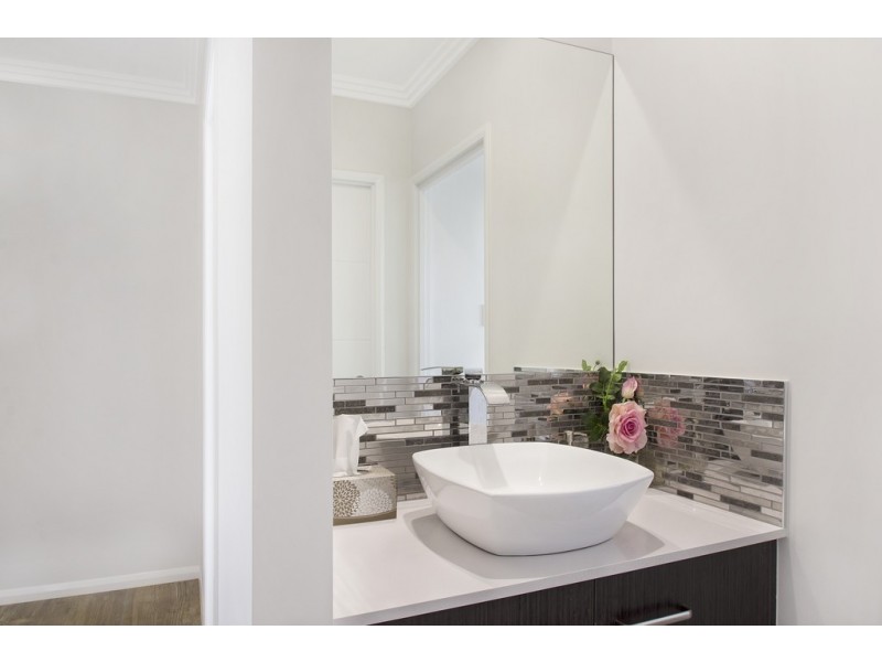 15 Velodrome Drive, Kearneys Spring QLD 4350