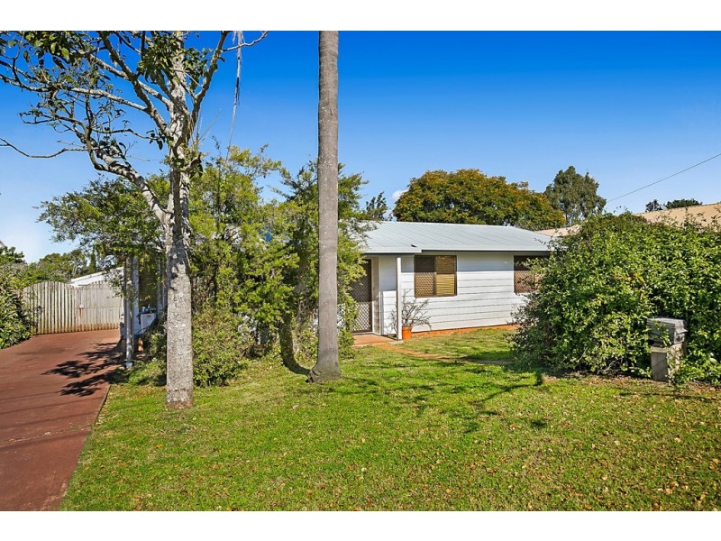 16 Seppelt Street, Wilsonton Heights QLD 4350