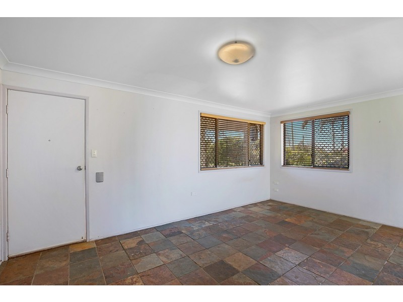 16 Seppelt Street, Wilsonton Heights QLD 4350