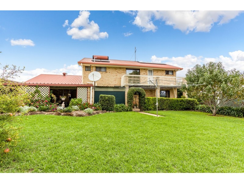 13 Brendanbri Street, Kearneys Spring QLD 4350