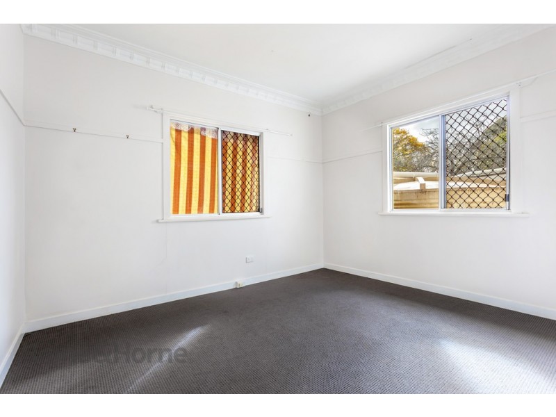 11 Pottinger Street, Newtown QLD 4350