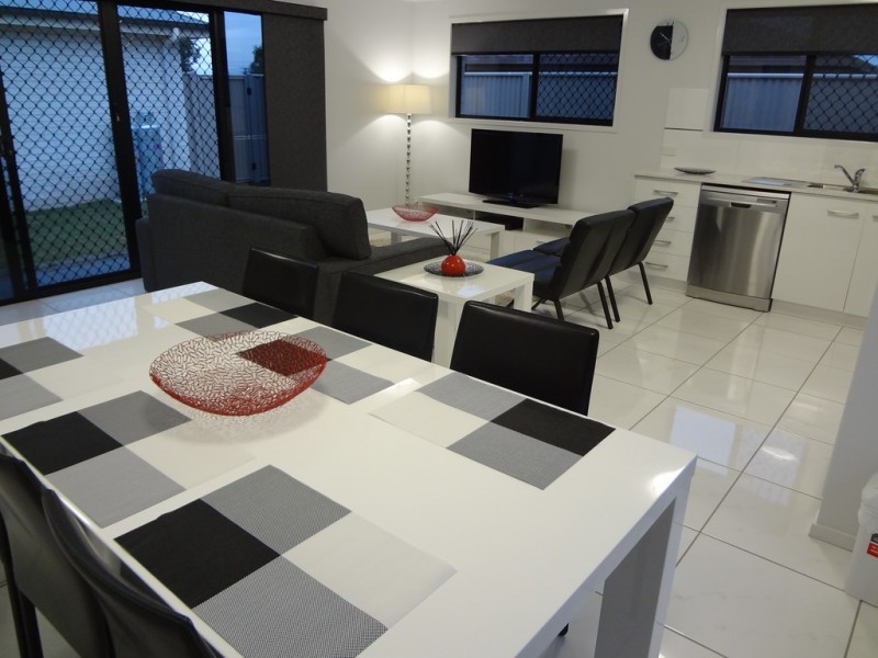 21 Hursley Road, Newtown QLD 4350