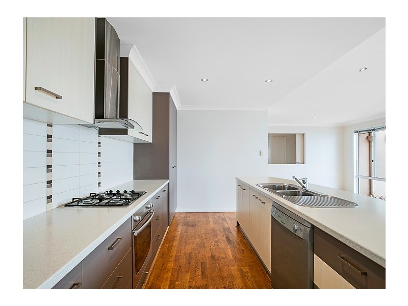 10 Edwin Street, Westbrook QLD 4350