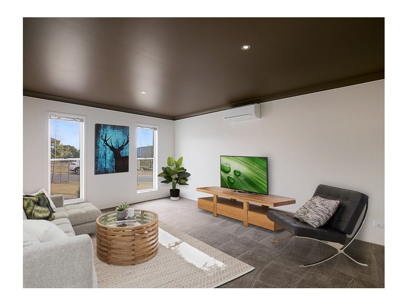 10 Edwin Street, Westbrook QLD 4350