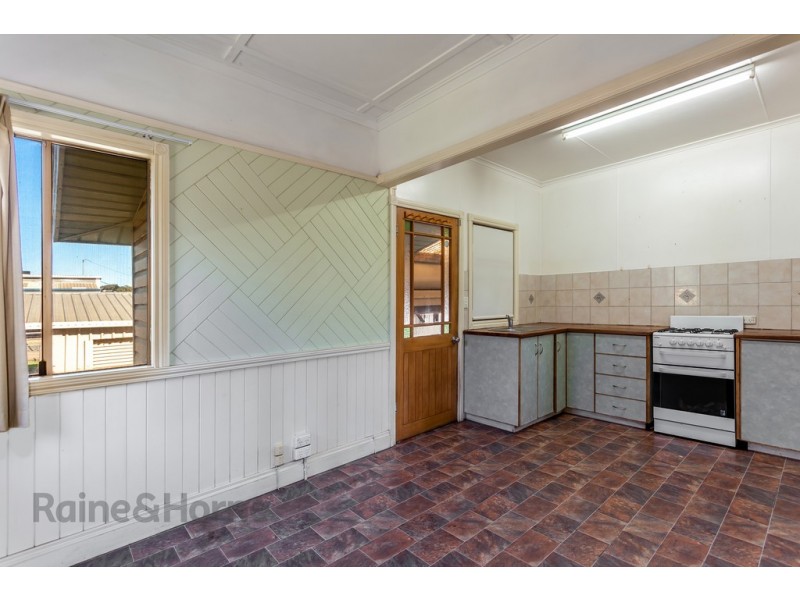 206 North Street, North Toowoomba QLD 4350