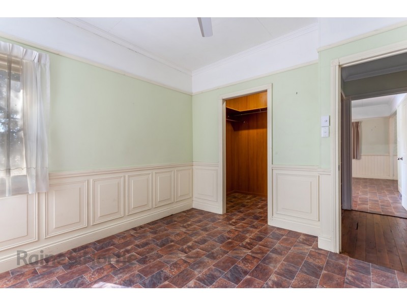 206 North Street, North Toowoomba QLD 4350