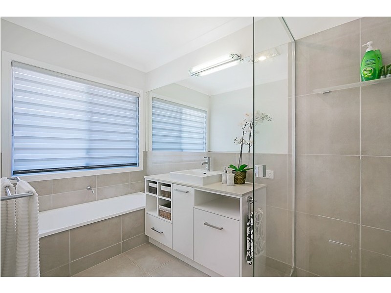 16 Camborne Street, Kleinton QLD 4352