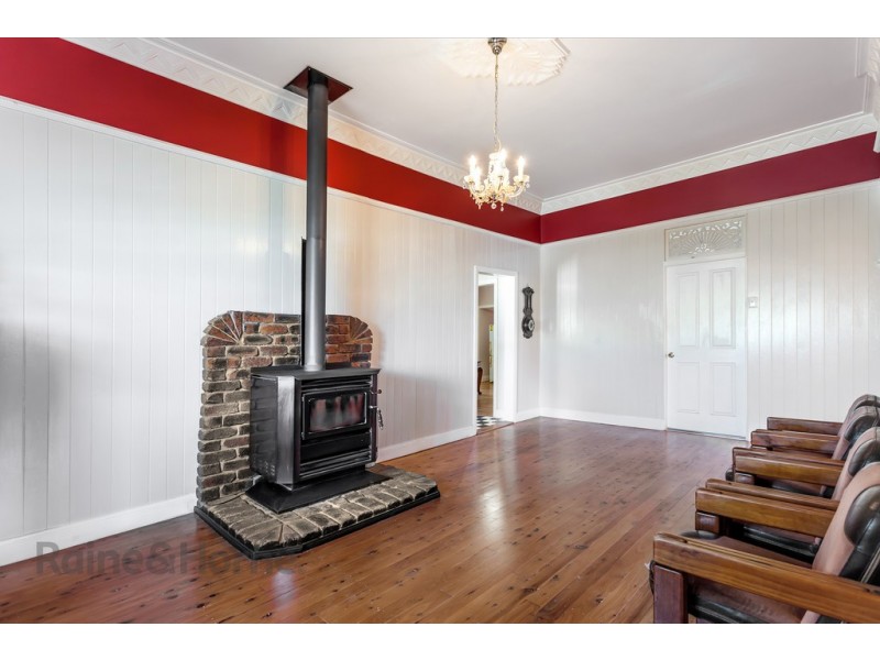 269 New England Highway, Harlaxton QLD 4350